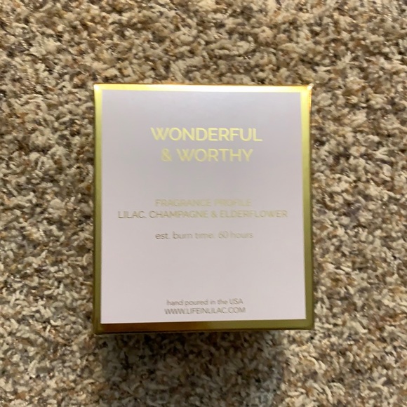 Life in Lilac candle in Worthy and Wonderful scent - Picture 4 of 4